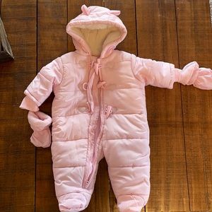 Children’s Place girls snowsuit. Brand new. Size 0-3 month